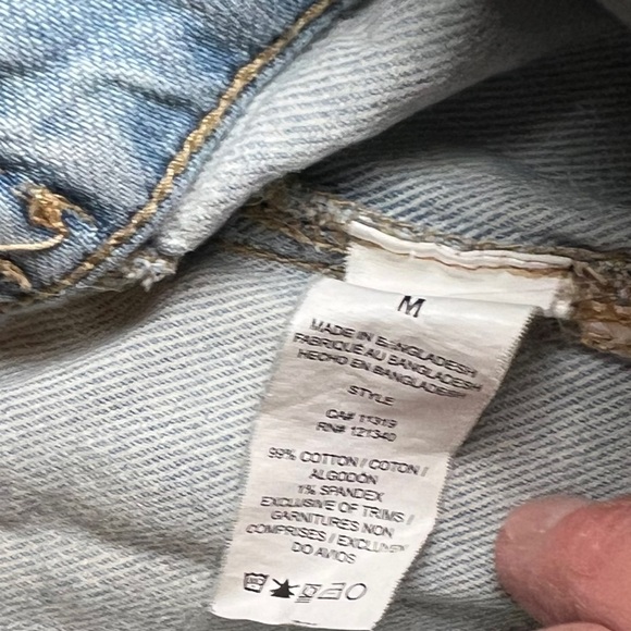 Garage light wash distressed denim jacket - Picture 4 of 4